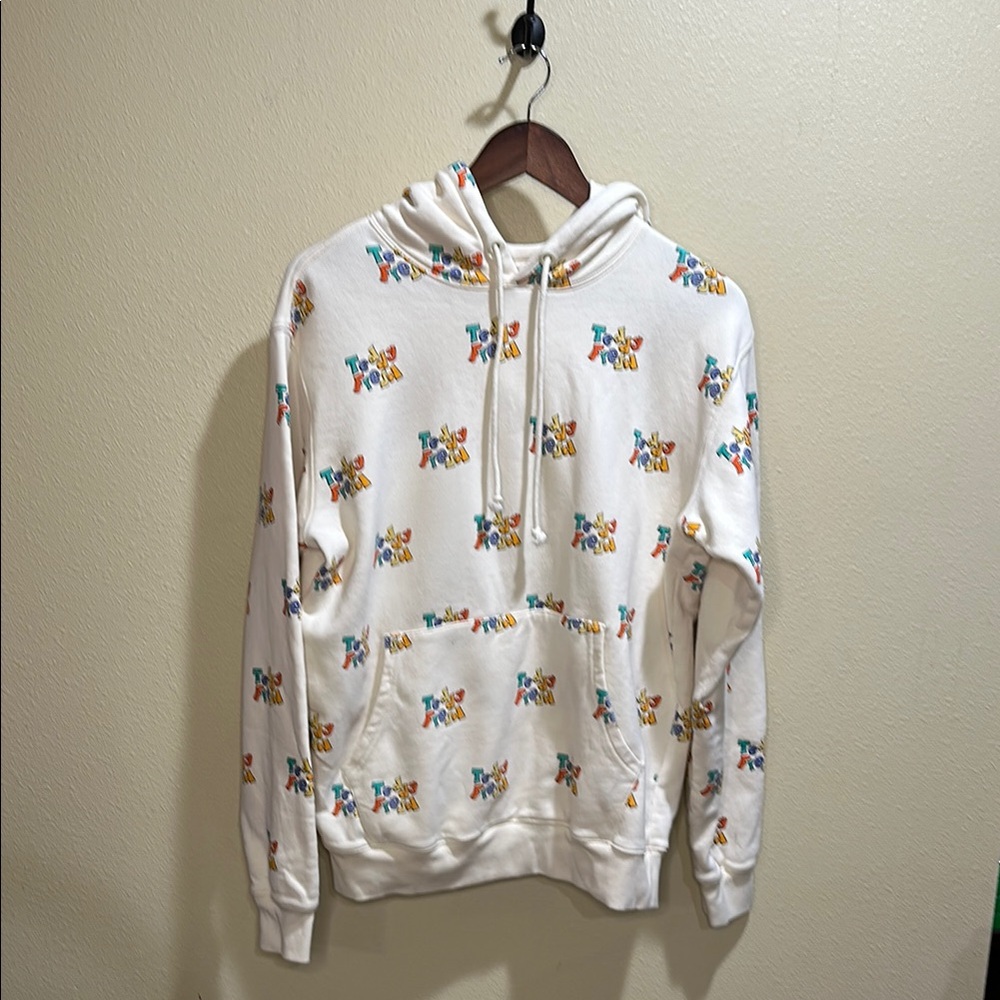 Teddy Fresh Men’s Size Small White Sweatshirt with logo  Print